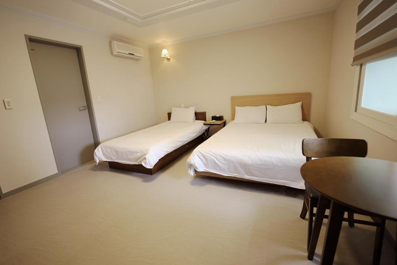 Trevi Hotel Čedžu Exteriér fotografie