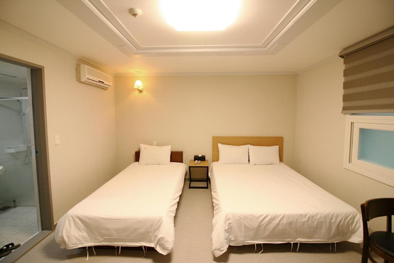 Trevi Hotel Čedžu Exteriér fotografie