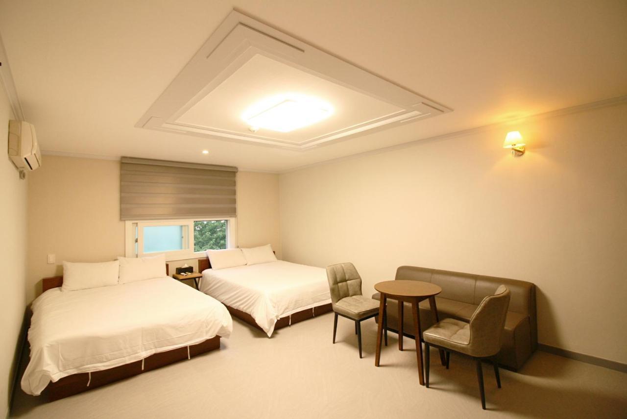 Trevi Hotel Čedžu Exteriér fotografie