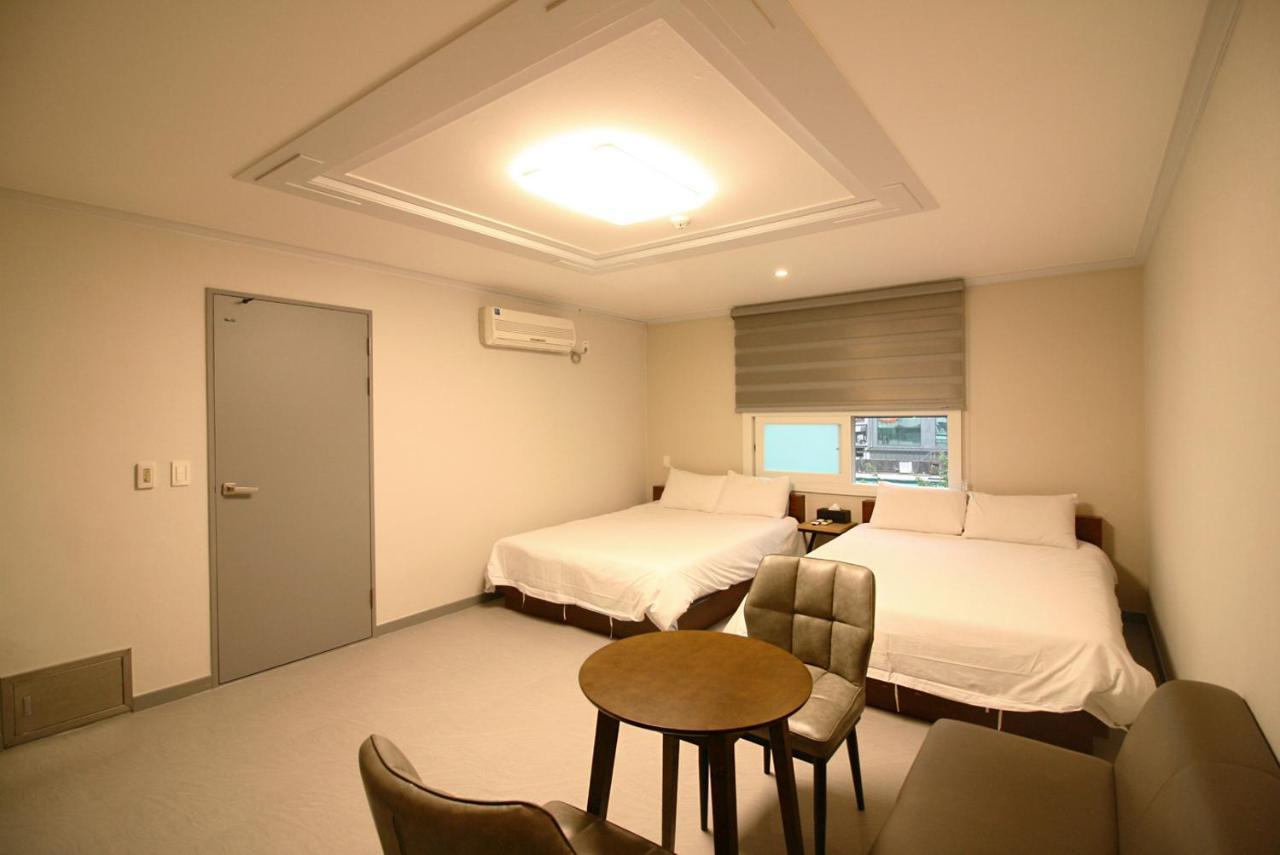 Trevi Hotel Čedžu Exteriér fotografie