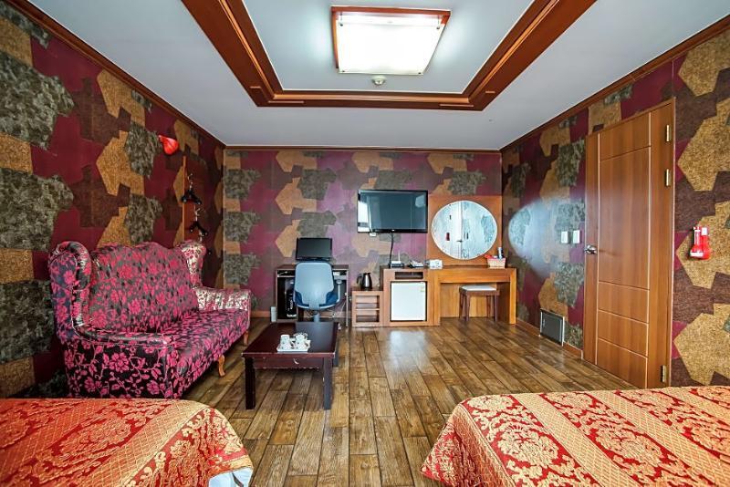 Trevi Hotel Čedžu Exteriér fotografie