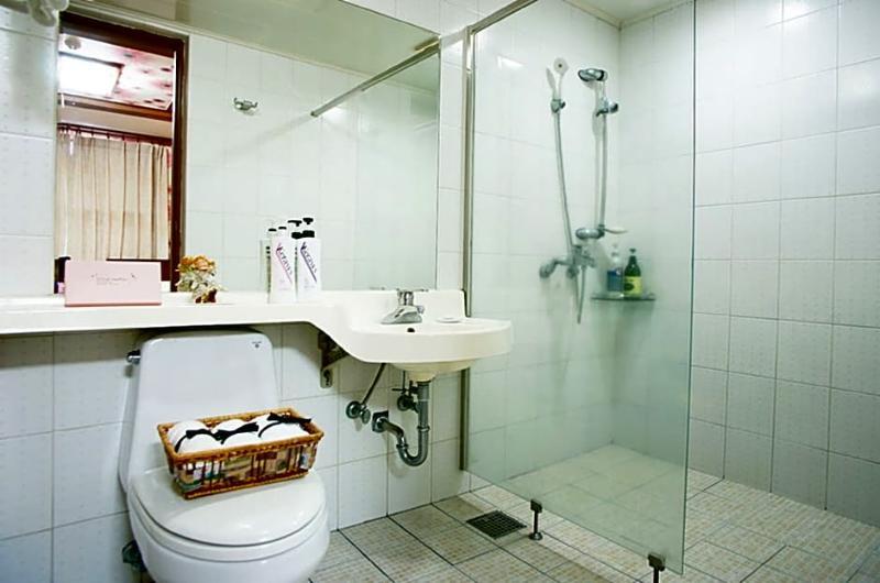 Trevi Hotel Čedžu Exteriér fotografie