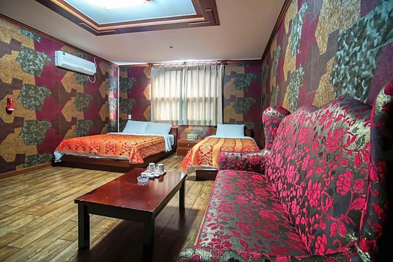 Trevi Hotel Čedžu Exteriér fotografie